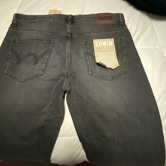 These brand  new must have jeans are brand new in great condition - Picture 6 of 9